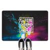 Limpiapiés Personalizado en Uso - Crea2 LLimpiapiés personalizado 60 x 40 cm en uso con zapatillas pisando la superficie