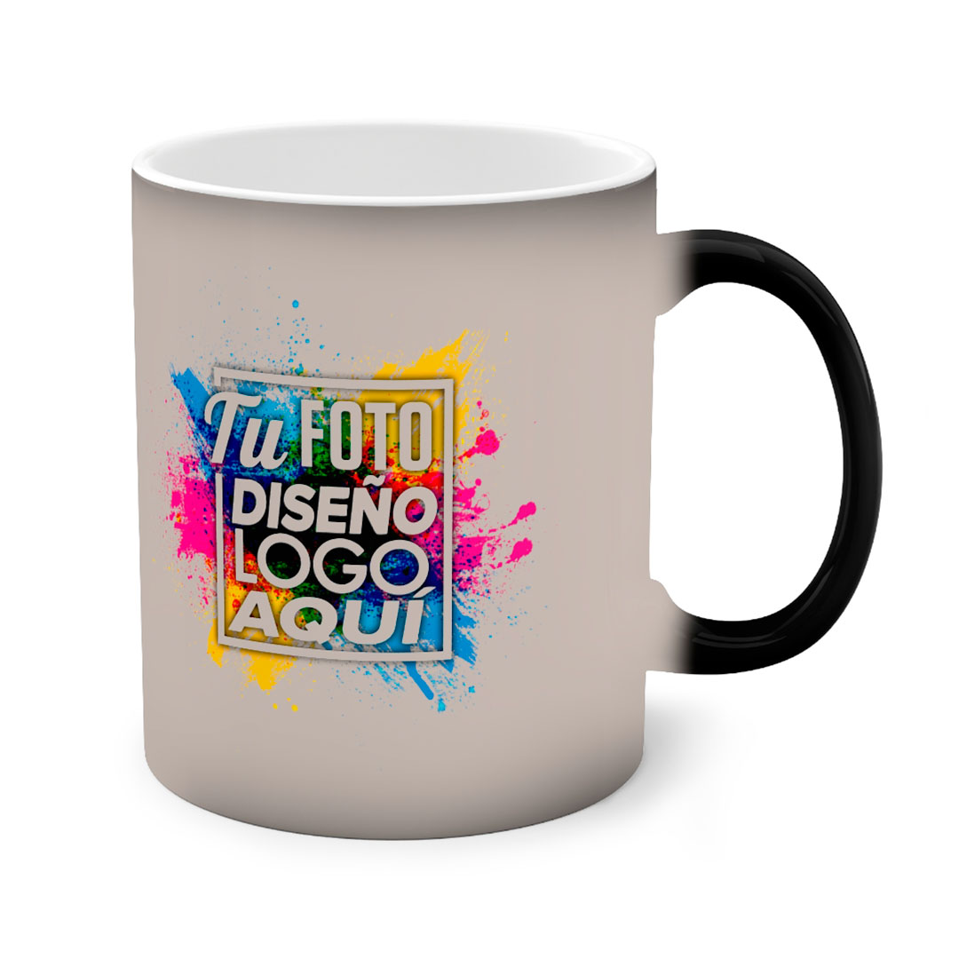 Taza mágica personalizada 11 oz 325 ml en plena transición de color vista desde la derecha